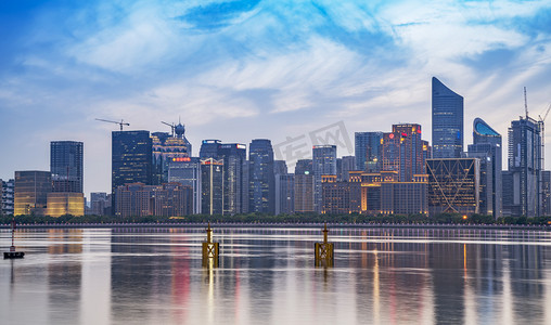 杭州现代城市建筑景观的夜景