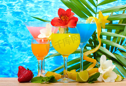 夏季度假饮品酒水果汁