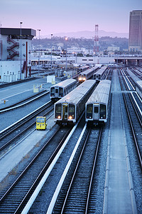 火车站背景摄影照片_火车站、 从上面查看
