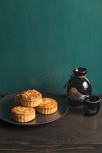 中秋月饼元素摄影照片_中国传统食品-月饼