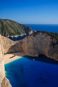 在扎金索斯 islan 沉船 navagio 海滩