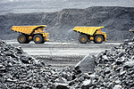 采矿、采石场和矿山工作设备.