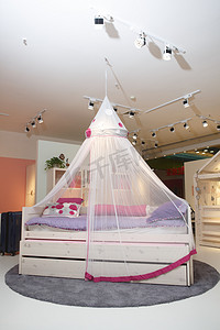 粉色室内设计摄影照片_粉色的儿童房