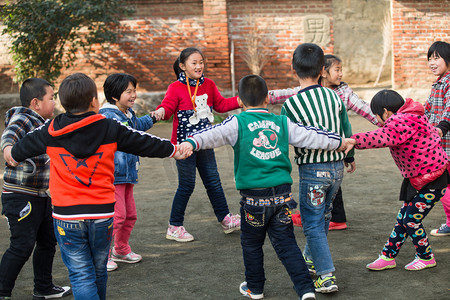 乡村小学生在学校