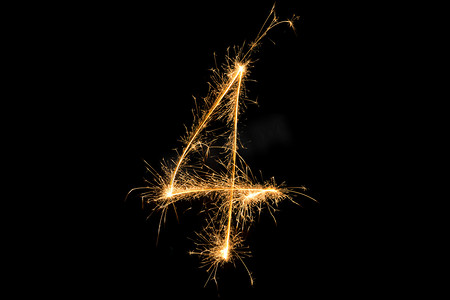 烟花黑色背景摄影照片_烟花数字