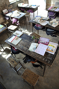 乡村小学教室