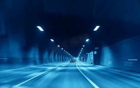 danger摄影照片_Highway tunnel
