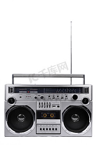 世纪寒潮摄影照片_20 世纪 80 年代银贫民区收音机音箱与天线了孤立在 w