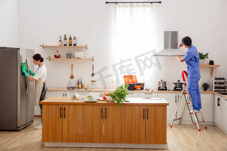 厨具摄影照片_家庭保洁维修服务