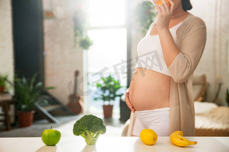 水果蓝摄影照片_孕妇的健康饮食