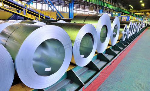 manufacturing摄影照片_rolls of steel sheet