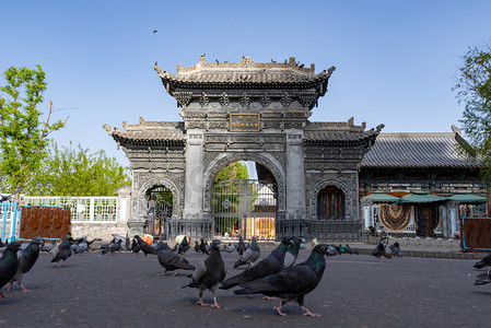 各自安好摄影照片_新疆伊犁伊宁喀赞其民俗区陕西清真大寺摄影图配图