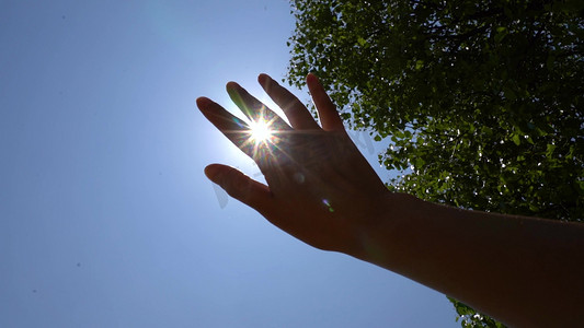 手遮挡摄影图片-手遮挡摄影作品-千库网