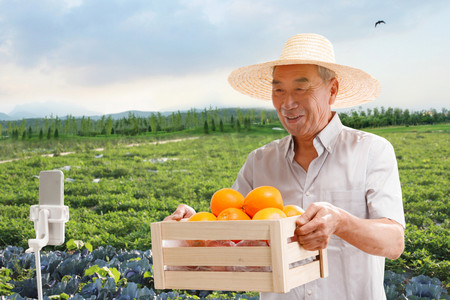 科技健康食品摄影照片_农民在线直播销售水果