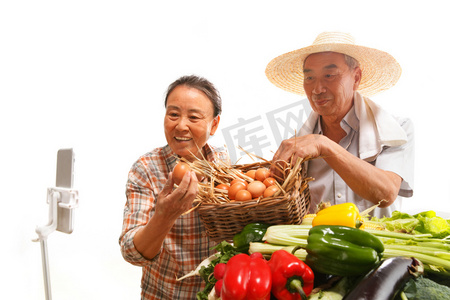 端午佳节大促销摄影照片_农民在线直播销售农产品