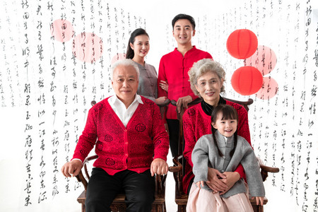 红色家背景图摄影照片_幸福的三代同堂庆贺新年