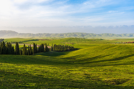新疆伊犁那拉提空中草原风景摄影图配图