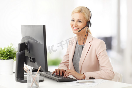 business customer service woman smiling