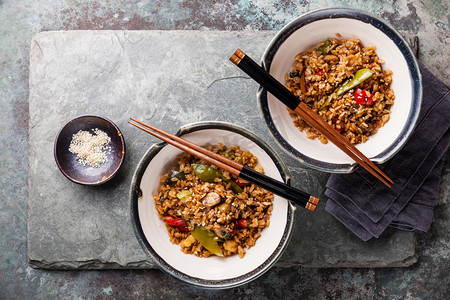 潮流贴纸套图摄影照片_蔬菜和芝麻炒饭