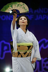 踊摄影照片_2013 年，伦敦日本祭