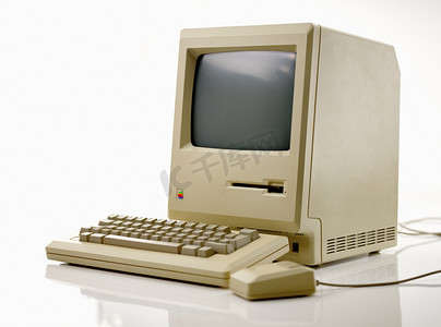 计算机苹果摄影照片_苹果 macintosh 128 k 从 1984 年的老式的 imac