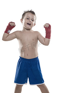 儿童拳击手短裤和绷带
