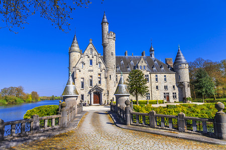 卫摄影照片_童话般的城堡。比利时 Marnix
