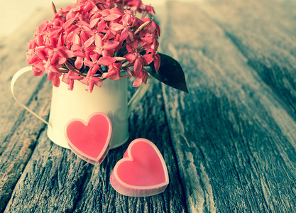 红色的心和花.