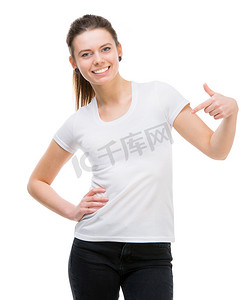 空白的女士衬衫摄影照片_在空白的白色 t 恤的女孩