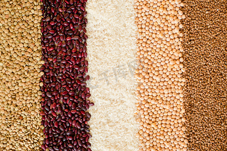 谷物和豆类的背景。顶视图