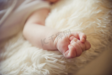 孩子的手。宝宝的手