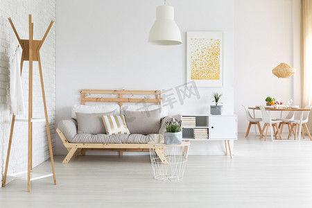 现代木沙发