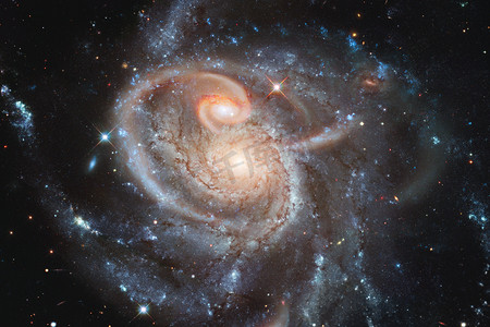 令人惊叹的深空。宇宙中的数十亿星系。美国宇航局提供的这张图片的元素