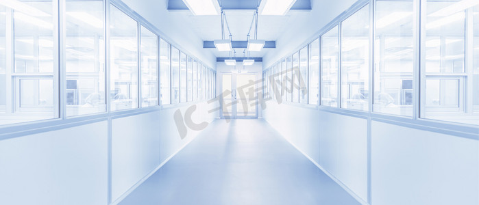 现代内部科学实验室或工业工厂背景与网关和明亮的荧光灯