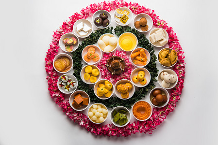 花兰戈利与糖果/米塔伊和迪雅在碗迪瓦利或任何其他节日在印度，选择性的焦点