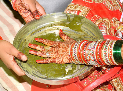 印度新娘手印布仪式