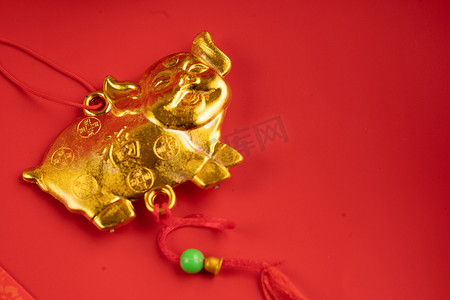 红色以上的中国新年饰物