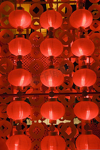 保佑考过摄影照片_红灯笼在夜间为中国新的一年