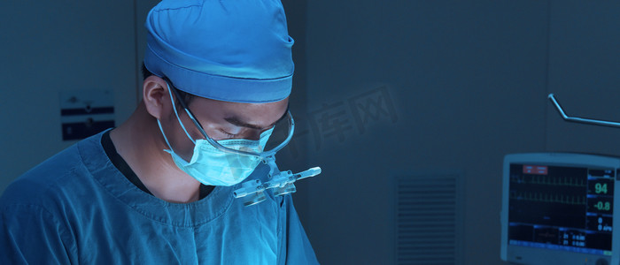照明器摄影照片_兽医外科手术室带艺术照明和蓝色的筛选器