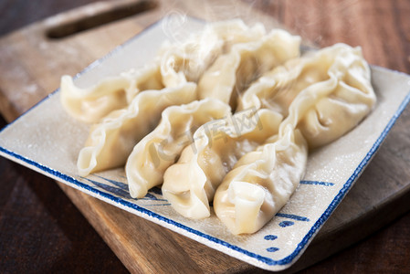 吃馒头摄影照片_最受欢迎的中国饺子