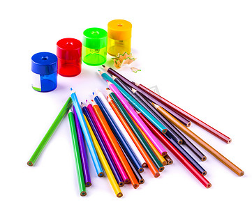 一些不同颜色的彩色的铅笔