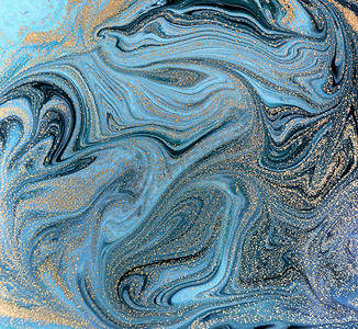 大理石抽象丙烯酸背景。蓝色大理石艺术品纹理。金色闪光.