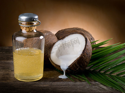 ořech přírodní kokosový olej