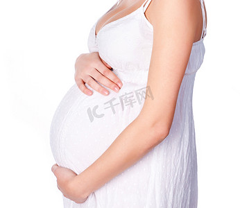 孕妇穿白裙子
