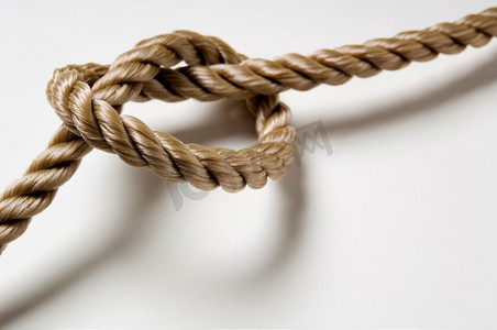 结绳子在一个白色背景。