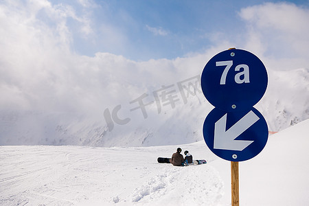 阿尔卑斯山中的滑雪道