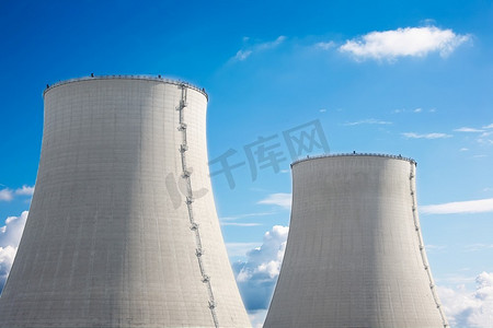 核电站双冷却塔的细节。