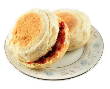英式松饼,白底果冻烧饼甜品