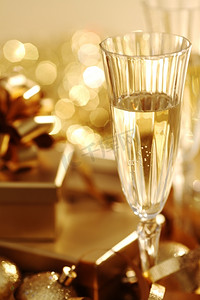 金色圣诞背景香槟礼品球