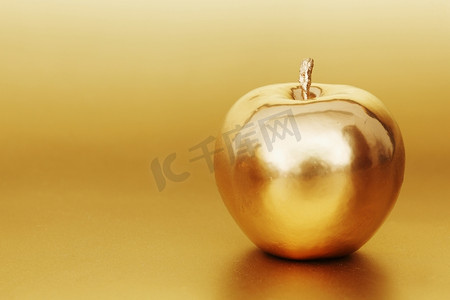 金色水果